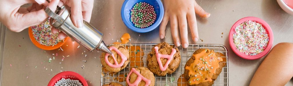 Decorate Cookies